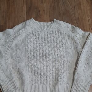 Universal Thread Cream Cable Knit Sweater